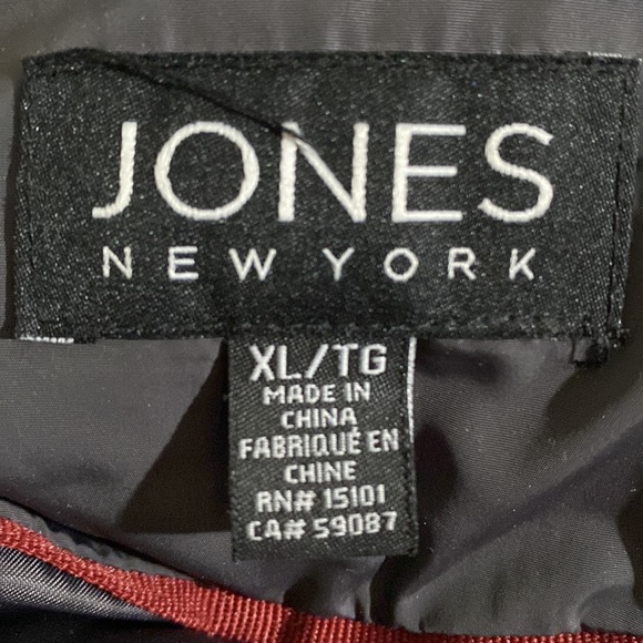 JONES NEW YORK Down Coat - Picture 14 of 15